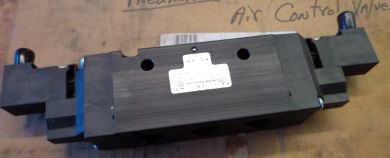 PARKER PNEUMATIC AIR CONTROL VALVE B622BB553A 150PSI NIB NOS