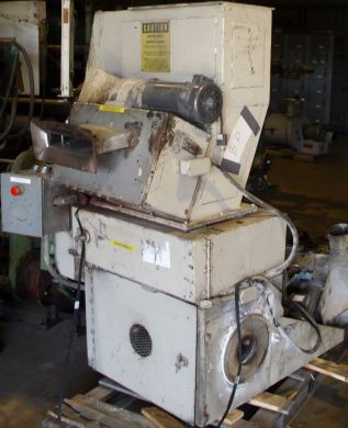 GRINDERS    USED